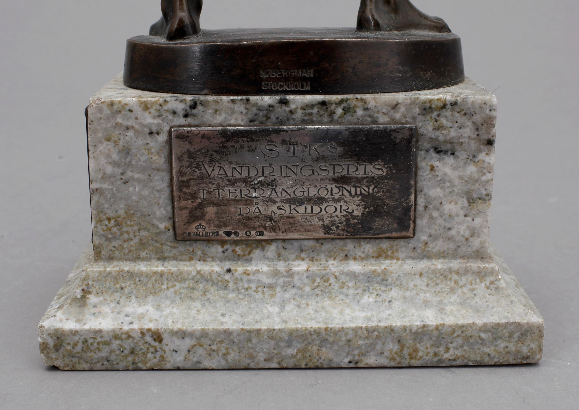 OKÄND KONSTNÄR, skulptur, brons. Gjutarmärkt Herman Bergmans gjuteri. 1900-talets första hälft.