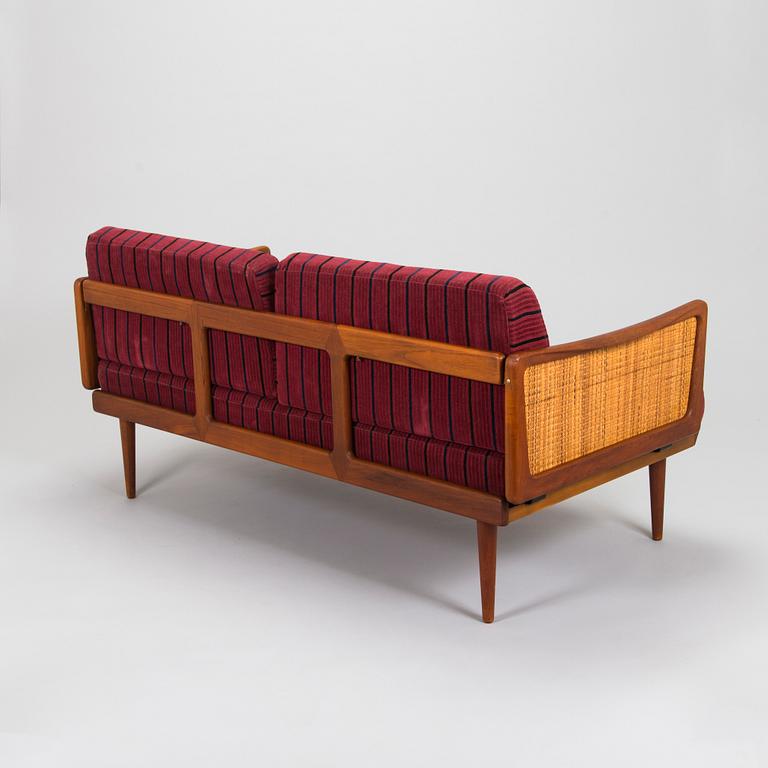 Peter Hvidt & Orla Mølgaard Nielsen, a mid-20th century sofa/daybed, France & Son, Denmark.