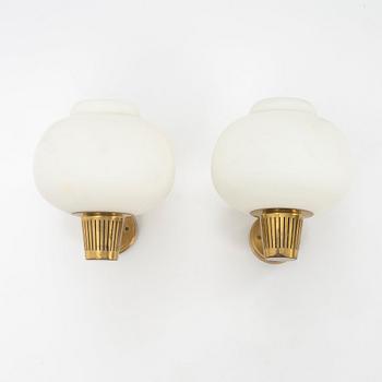 Hans Bergström, a pair of wall lamps, model 338, ateljé Lyktan, Sweden, 1940-50s.