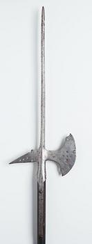 HILLEBARD, tillverkad i Arboga cirka 1570-1590.