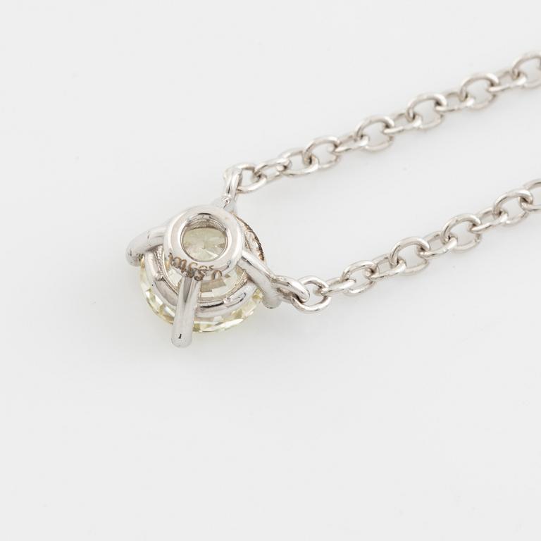 Brilliant cut diamond solitaire necklace.