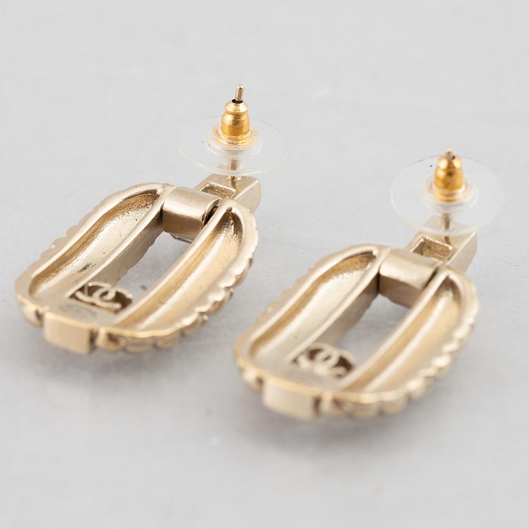 Chanel, a pair of earrings, 2018.