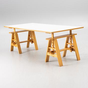 Achille Castiglioni, a table, "Leonardo", Zanotta, Italy, designed in 1969.