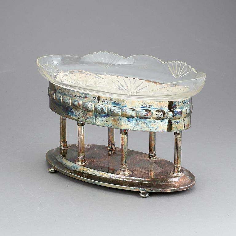 FAT PÅ FOT, nysilver, glas, tidigt 1900-tal.