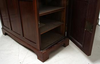 SKRIVBORD, senjugend, 1900-talets första kvartal.