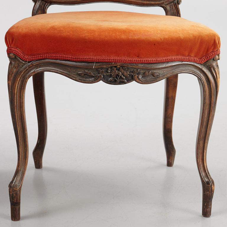 A pair of Louis XV-style chairs, 20th century.