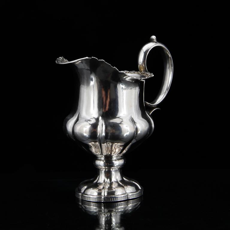 KANNA, silver, Finland, 1867. Vikt ca 192 g.