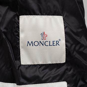 MONCLER, dunjacka, storlek 3.