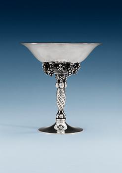 1093. A Georg Jensen sterling bowl, design nr 263 B, Copenhagen 1945-77.