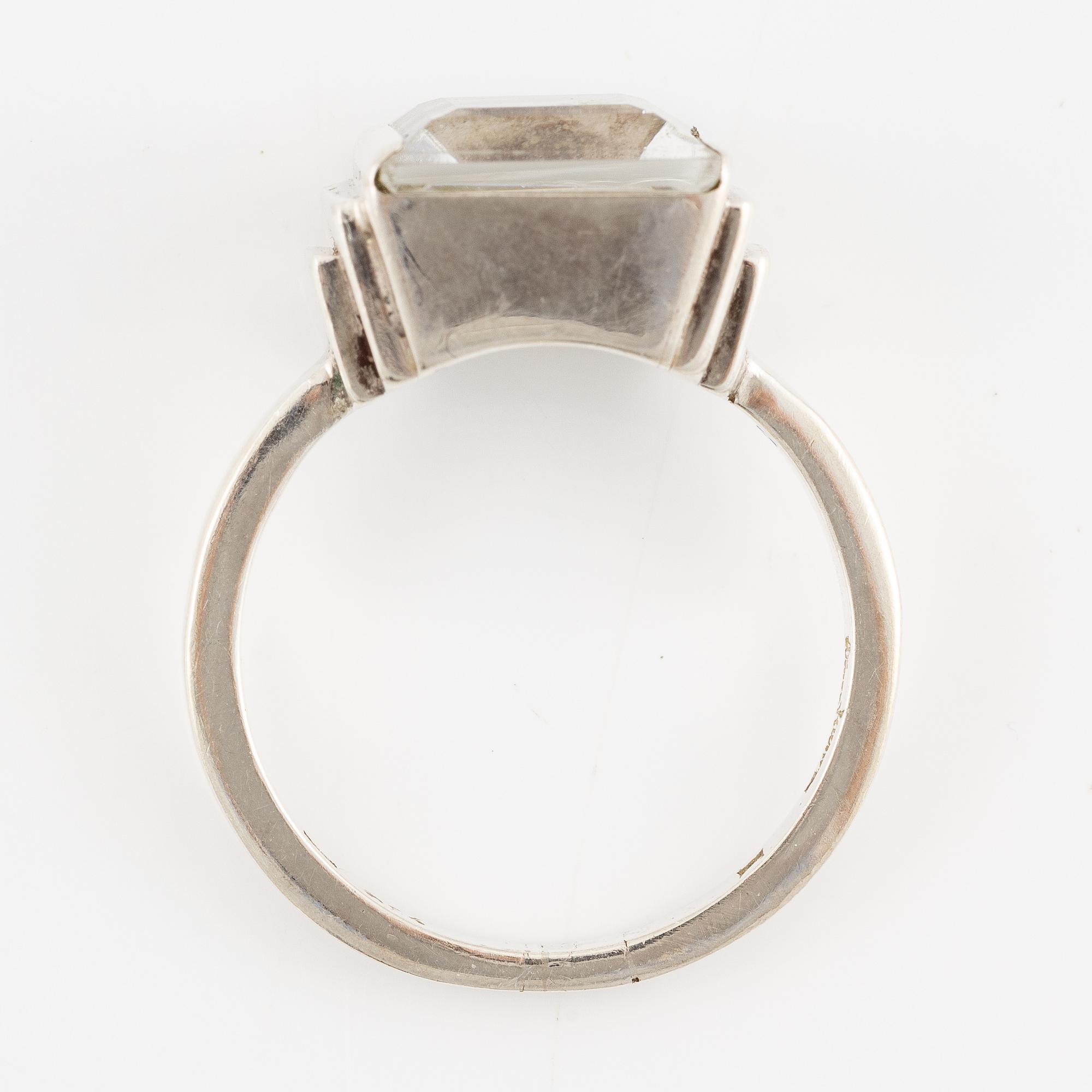 Wiwen Nilsson, ring, silver med trappslipad bergkristall, Lund 1943.