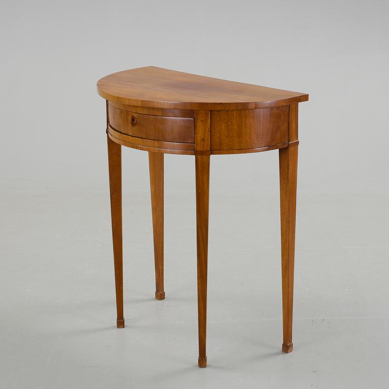 VÄGGBORD, gustaviansk stil, 1800-talets andra hälft.