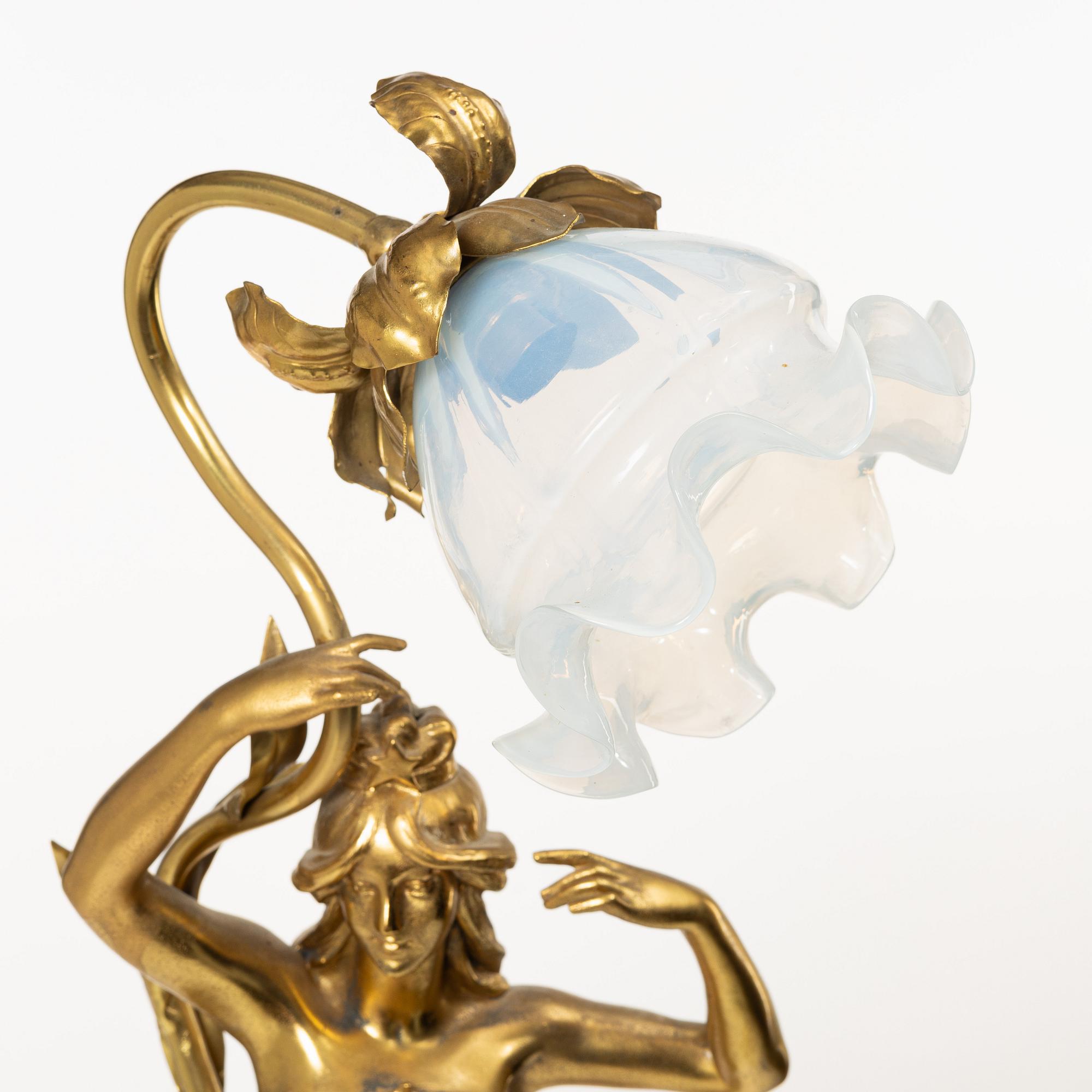 Table lamp, Art Nouveau style, 20th century.