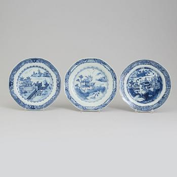 Three blue and white export porcelain plates, Qing dynasty, Qianlong (1736-95).