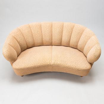 A 1940s sofa.