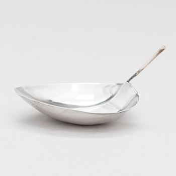 Tapio Wirkkala, a leaf shaped silver bowl, model TW 4, marked TW, Kultakeskus, Hämeenlinna 1962. Design year 1954.
