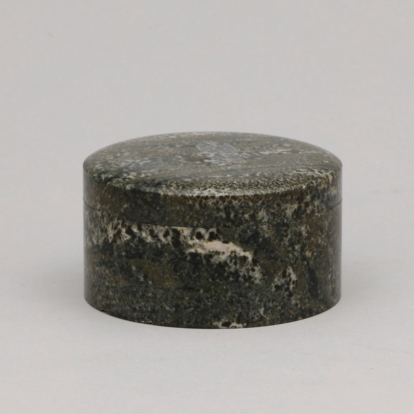 ASK, kolmårdsmarmor, 1800-tal.