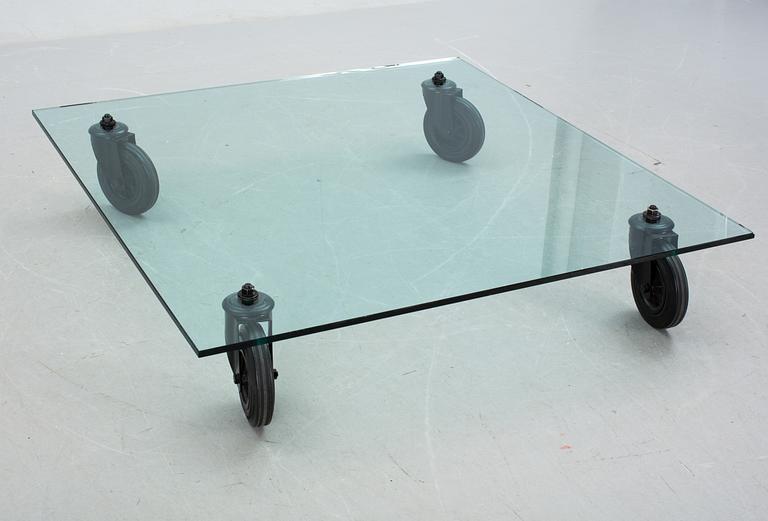 SOFFBORD, "Tavolo con Ruote", Gae Aulenti, Fontana Arte, Italien.