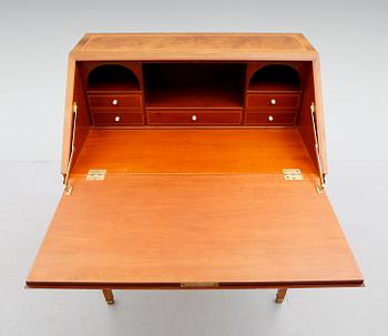 SEKRETÄR, gustaviansk stil, 1900-talets mitt.