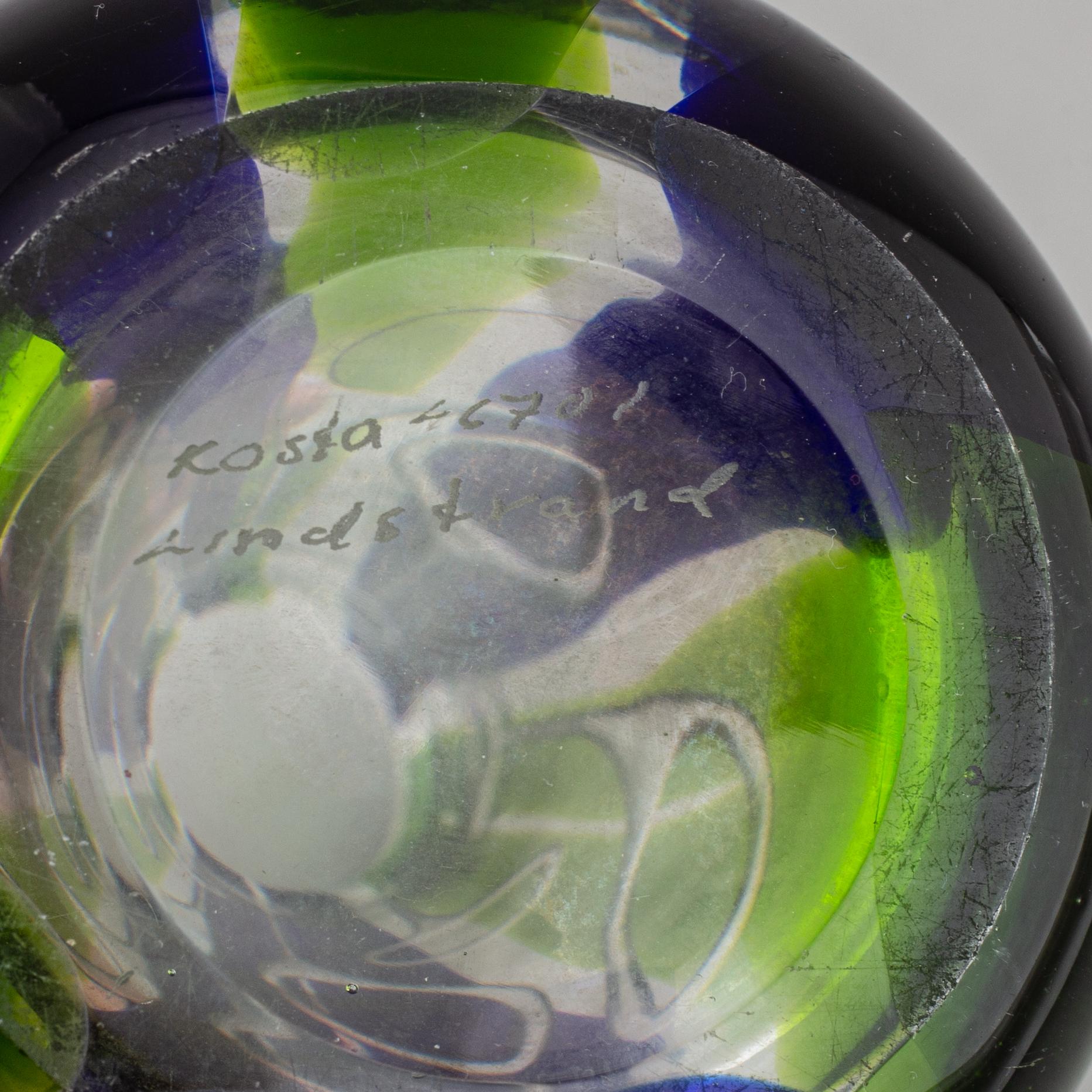 Vicke Lindstrand, a signed glass vase, Kosta Boda.