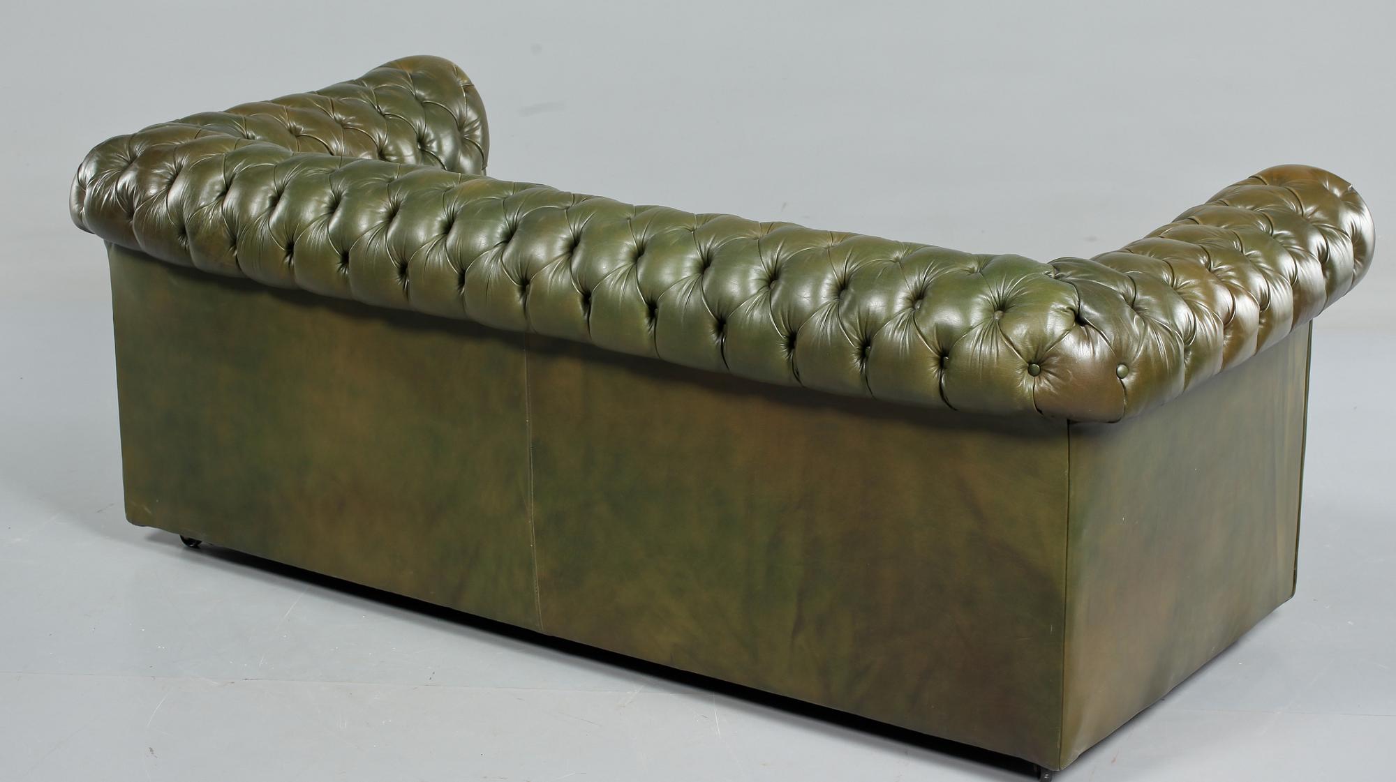 SOFFA, chesterfieldmodell, 1900-talets andra hälft.
