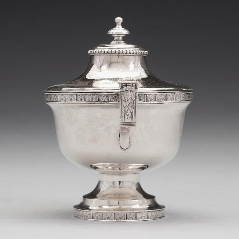 A Swedish 18th century silver sugar-bowl, mark of Melchior Faust, Göteborg 1786.