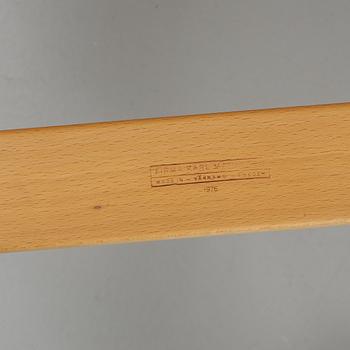 KARMSTOL. "Eva" design Bruno Mathsson, Firma Karl Mathsson. Daterad 1977.