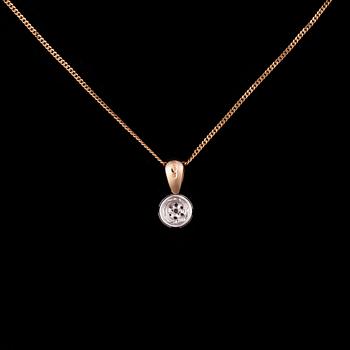 HÄNGSMYCKE, 14K guld, 7 små diamanter. Vikt 2,4 g.