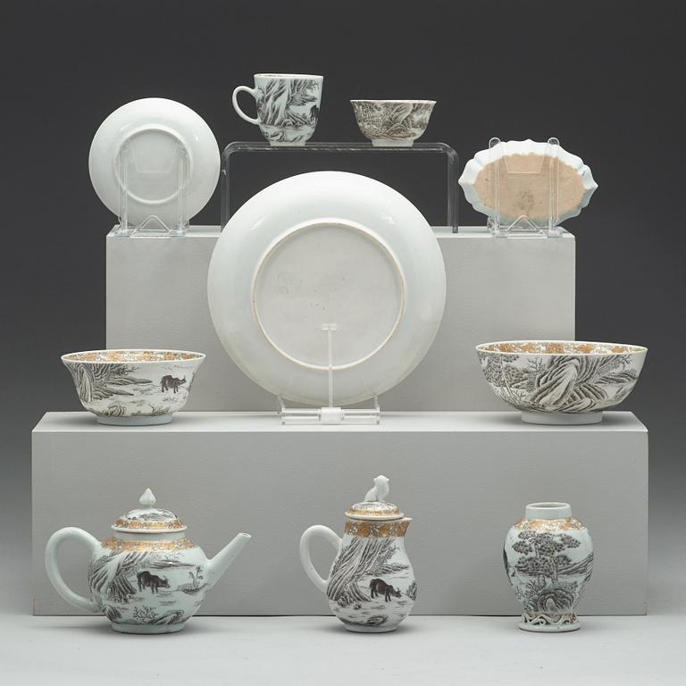 A grisaille and gold tea service, Qing dynasty, Qianlong (1736-1795). (17 pieces).