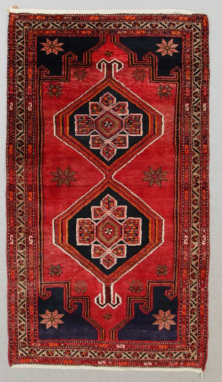 MATTA, Hamadan, ca 242 x 156 cm.