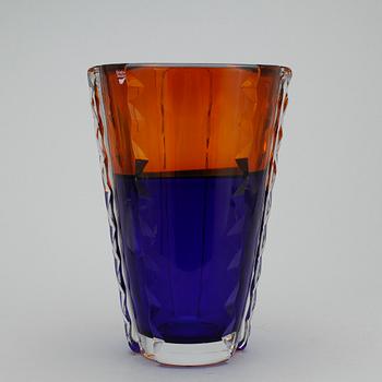 VAS, glas, Erika Lagerbielke, Orrefors, numrerad och signerad.