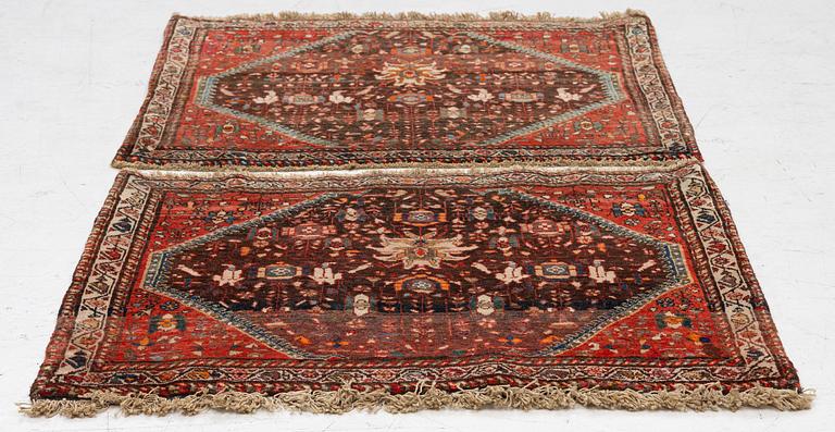 Mattor/framsidor till sadelväskor, ett par, Afshar, ca 52 x 75 cm vardera.