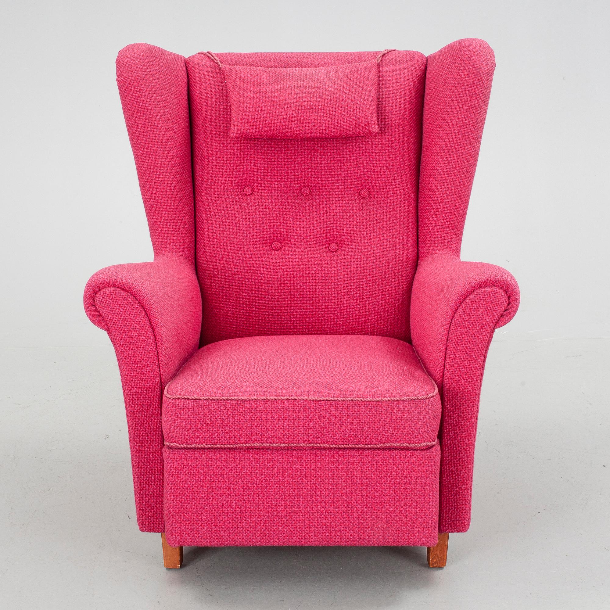 ÖRONLAPPSFÅTÖLJ, 1940-tal.