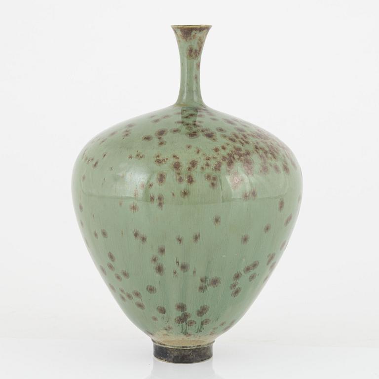 An Isak Isaksson eartheware vase.