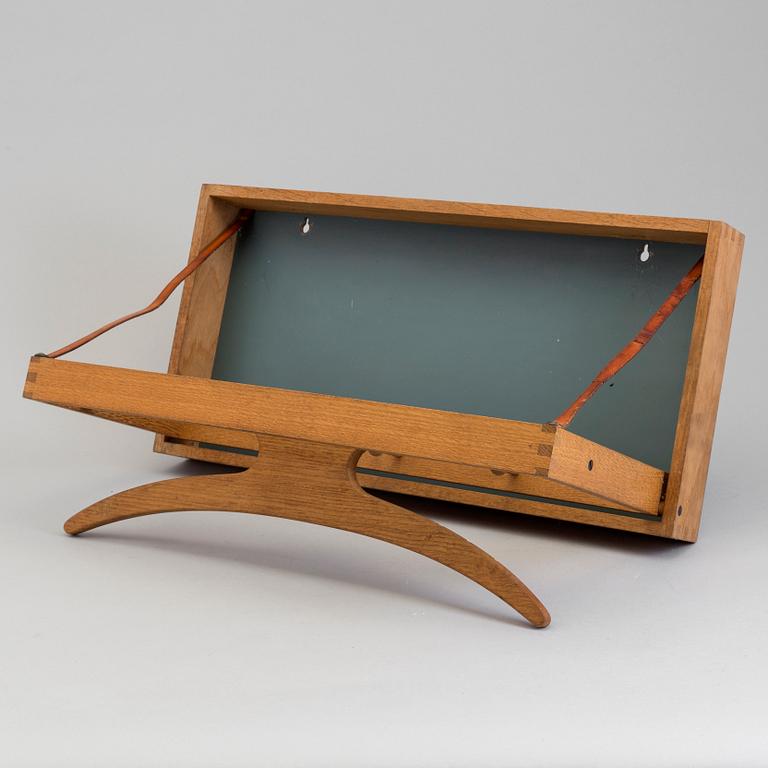 ADAM HOFF POUL ØSTERGAARD, herrbetjänt, Virum Möbelsnickeri Danmark 1900-talets andra hälft.