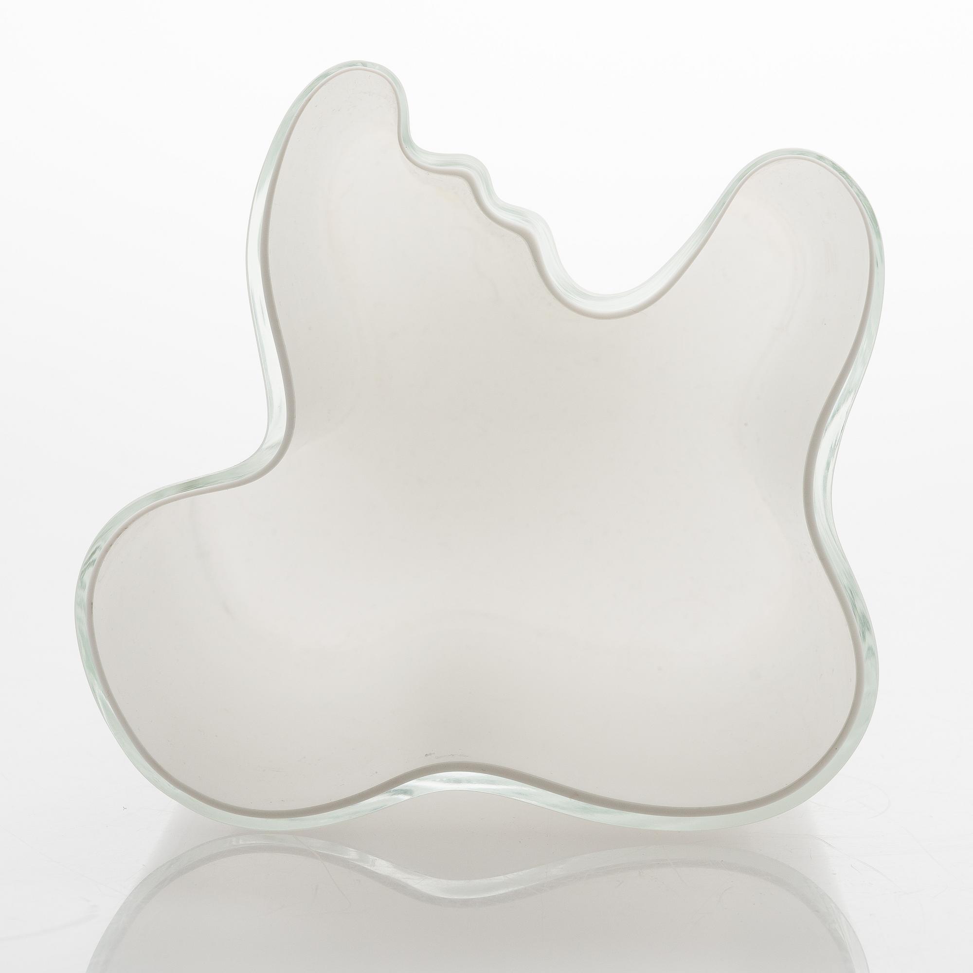 An Alvar Aalto glass vase 3031, signed Alvar Aalto, 2000's.