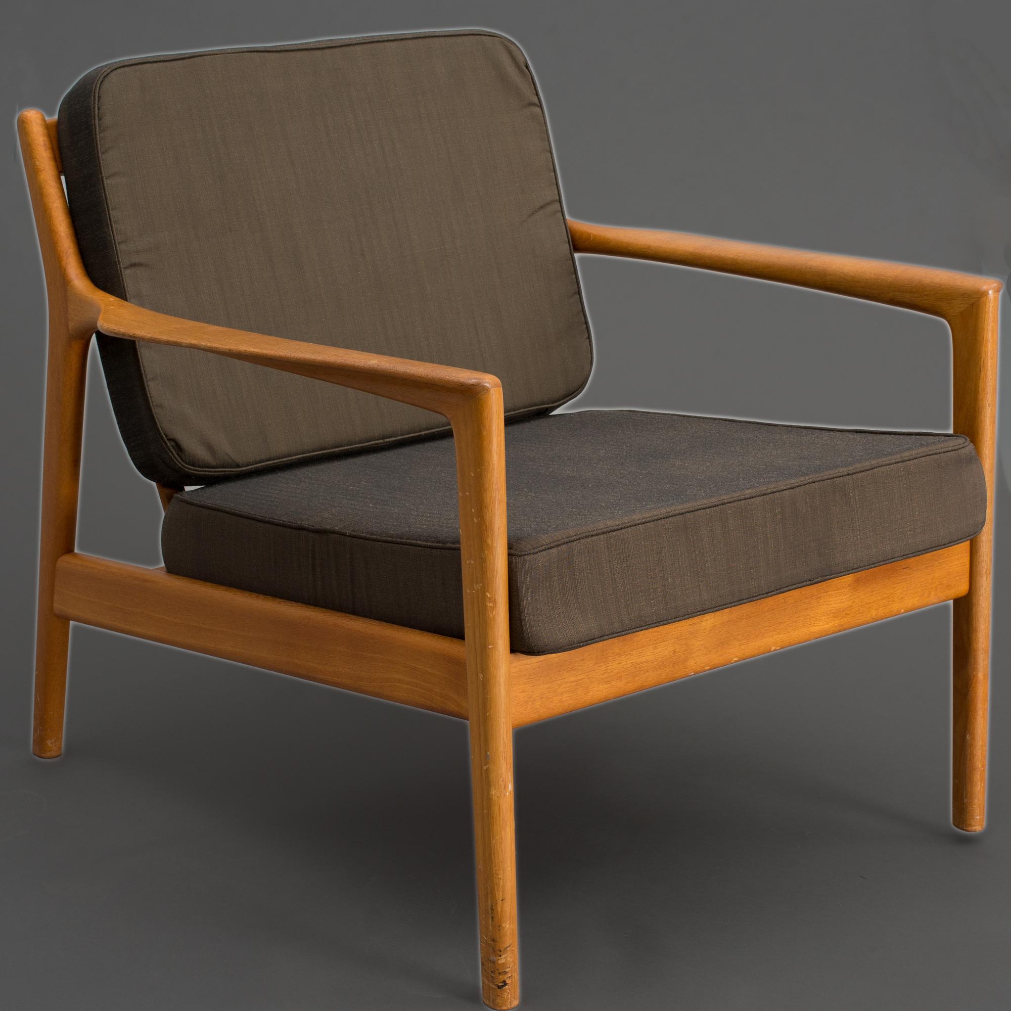 FÅTÖLJ, "USA -75", Folke Ohlsson för DUX, 1900-talets senare del.