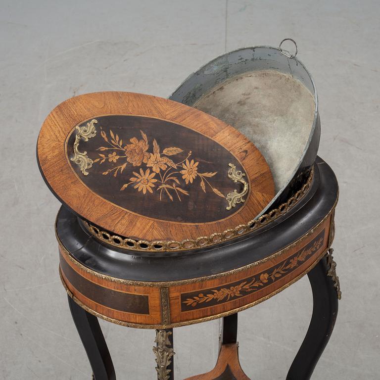 BLOMBORD, Ny-Louis seize, Frankrike, 1800-talets andra hälft.