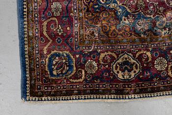 A rug, semi-antique silk Kashan, ca 194 x 127 cm.