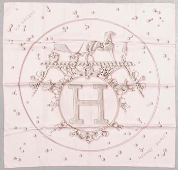 SCARF, Hermès, "Vif Argent".