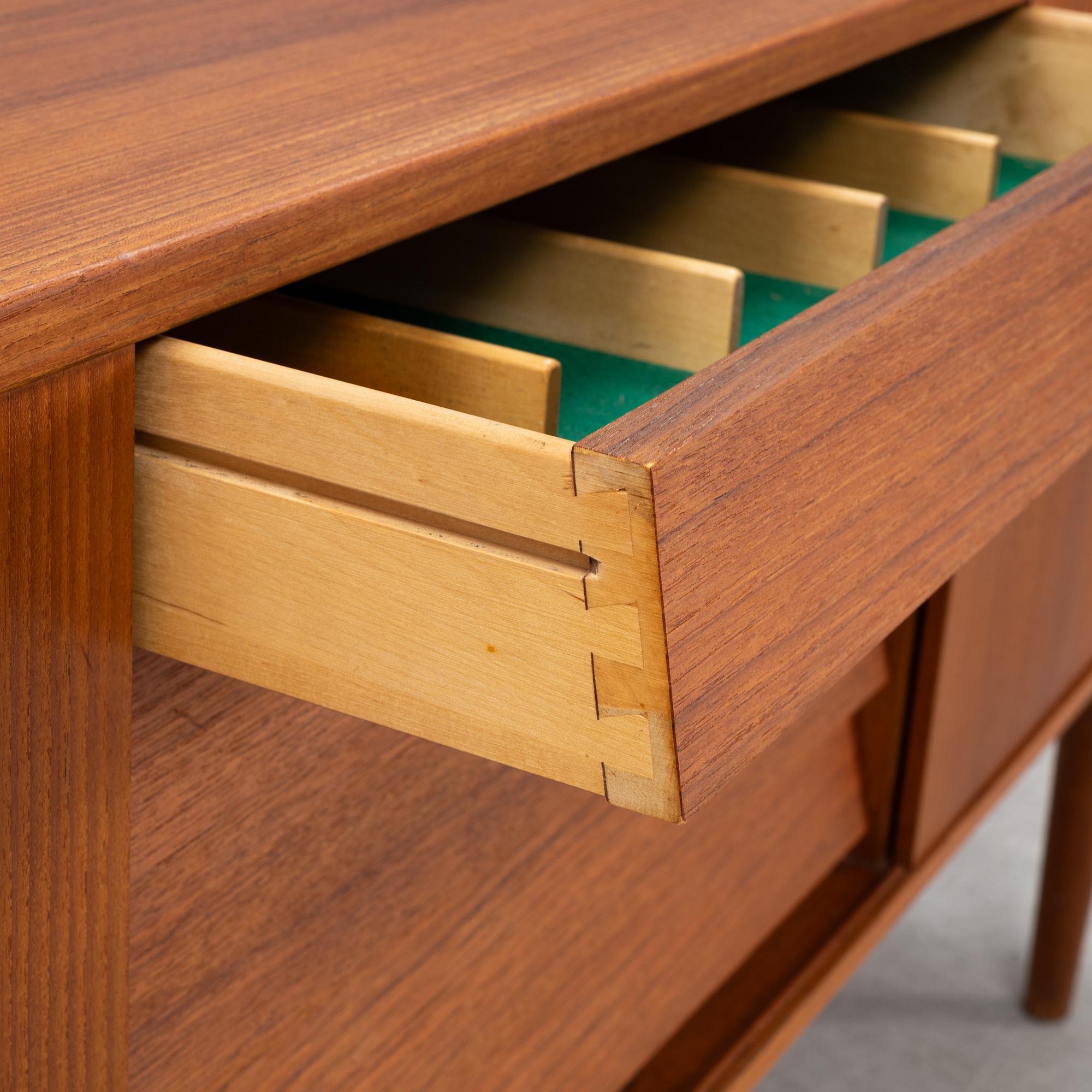 Nils Jonsson, sideboard, "Trio", Hugo Troeds Bjärnum, 1960-tal.