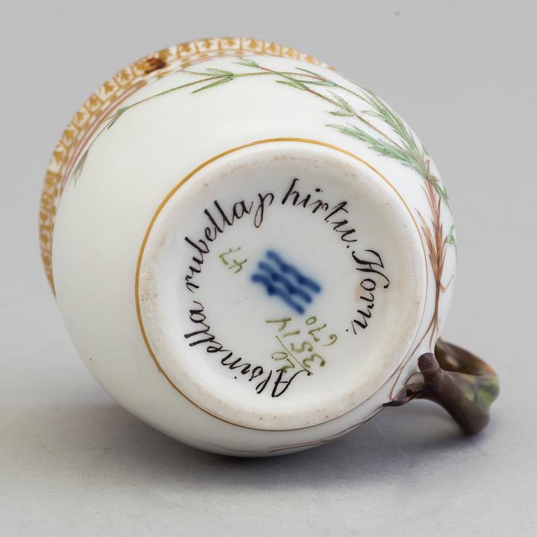 A Royal Copenhagen 'Flora Danica' custard cup with lid and plate model #3514 and #3515.