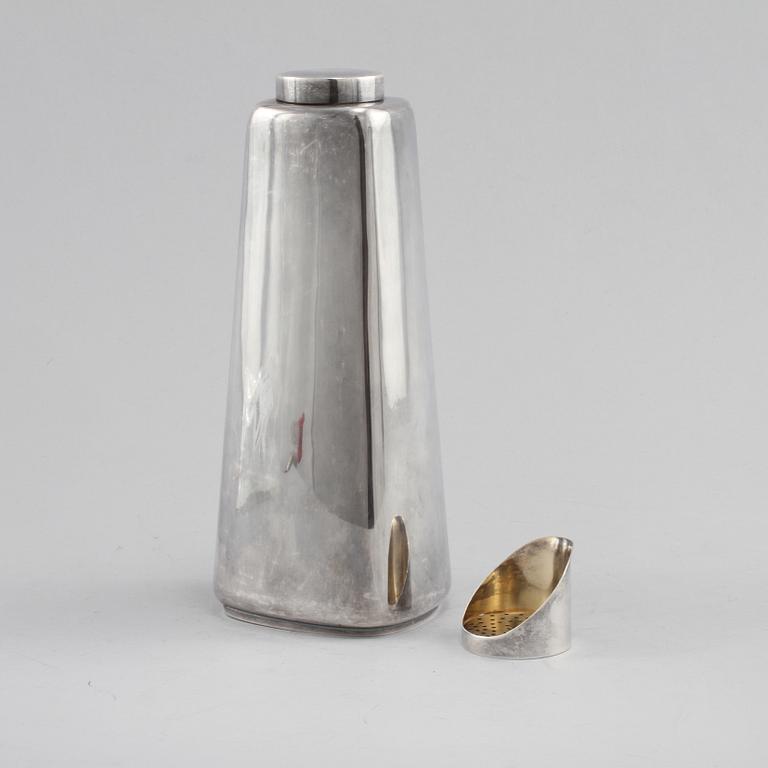 COCKTAILSHAKER, 2 delar, silver, Sparr, Göteborg, 1953. Vikt 414 g.
