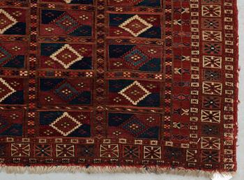 ANTIQUE TEKKE CHUVAL. 70,5 x 111,5 cm.