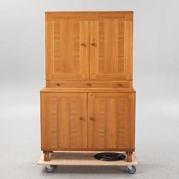 Carl Malmsten, a 'Klinte' cabinet, second half of the 20th Century.