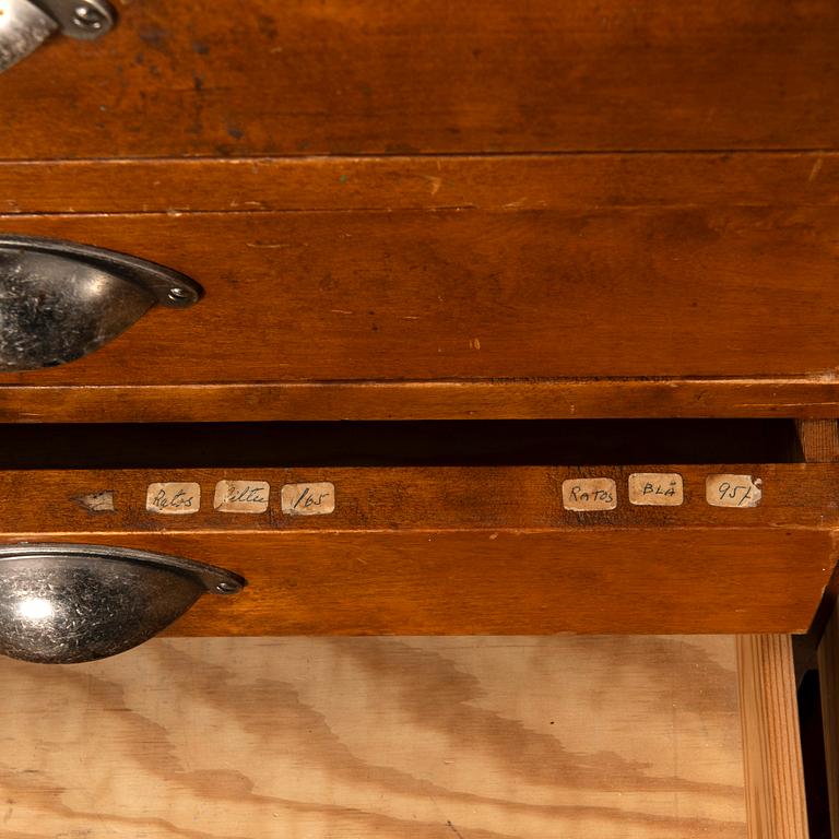Desk with drawers, 20th century.