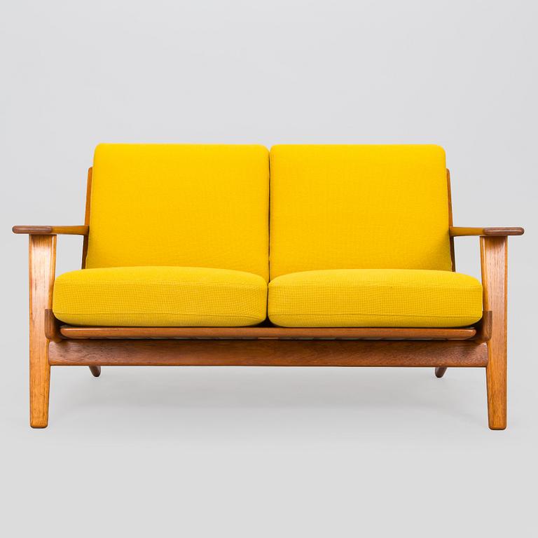 Hans J. Wegner, a 'GE 290' sofa for Getama, Gested, Denmark.