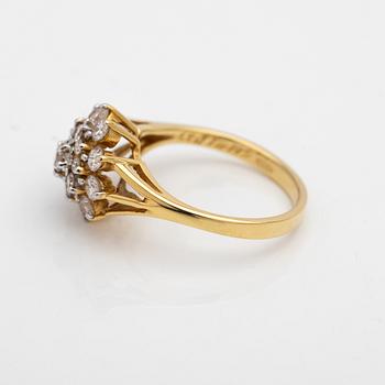 Carmoséring, 18k rött guld med briljantslipade diamanter.