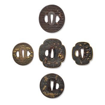 1368. Tsubas, fem stycken, brons. Japan, Meiji (1868-1912).