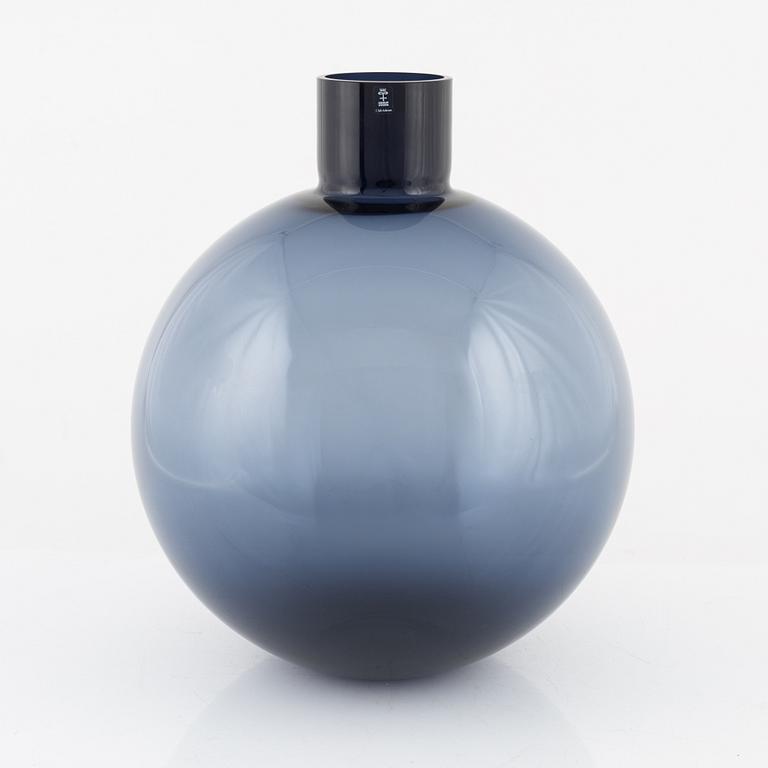 Carina Seth Andersson, vase, "Pallo", Skruf.