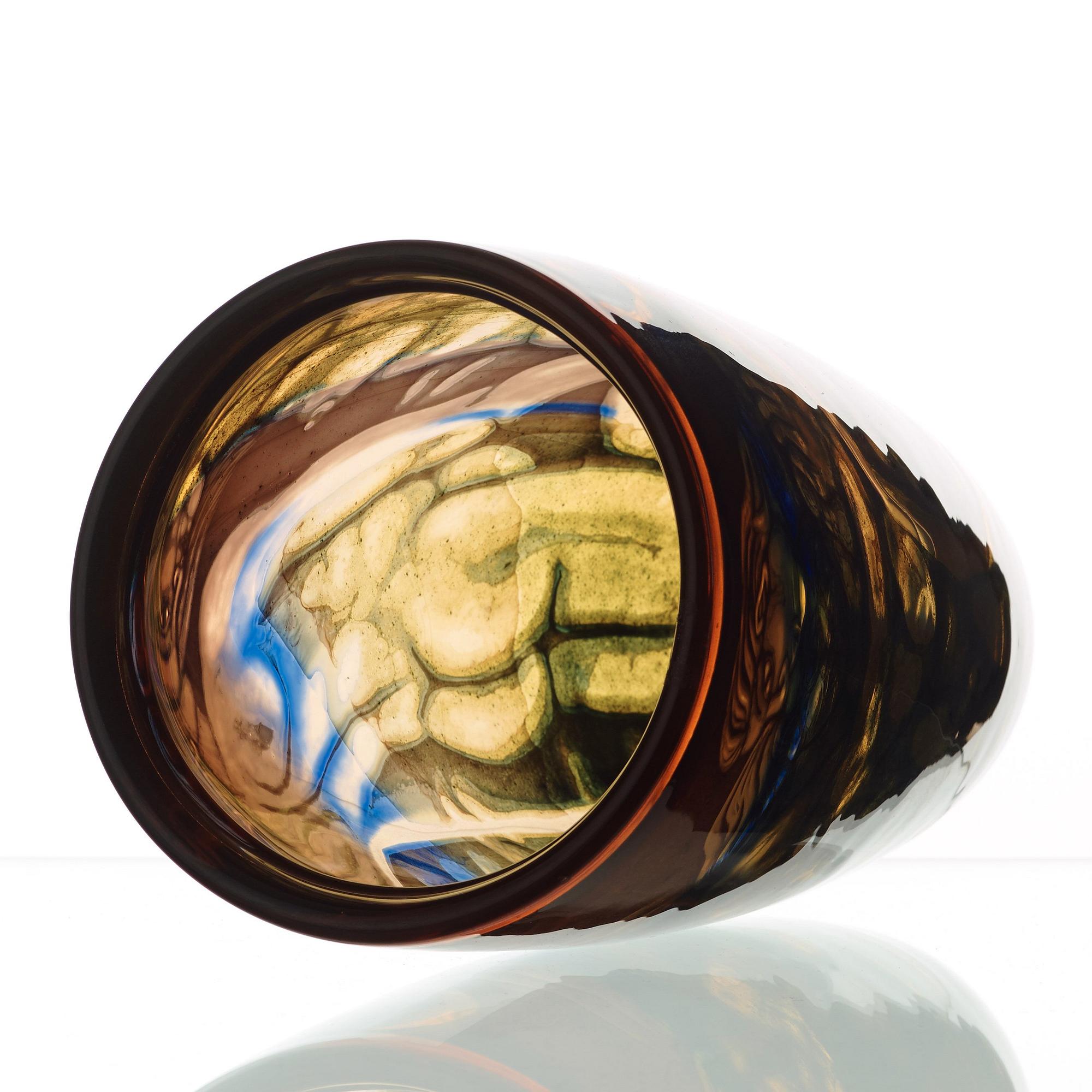 Eva Englund, a 'Graal' glass vase, Muraya 1990.